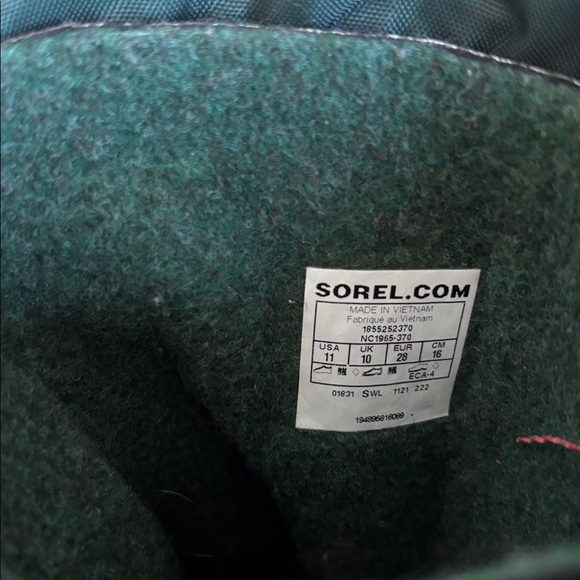 Sorel Black and Dark Green Snow Boots - Picture 6 of 7